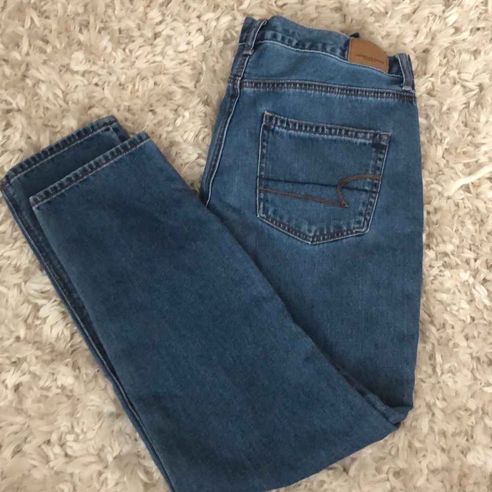 American Eagle Mom Jeans